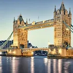 Homey Flat In Heart Of London